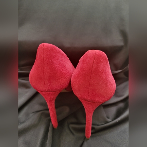 NWOT H&M Red Suede High Heels - Picture 6 of 16